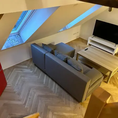 Exklusive Maisonetten Mit Gartenzugang * Augsburg